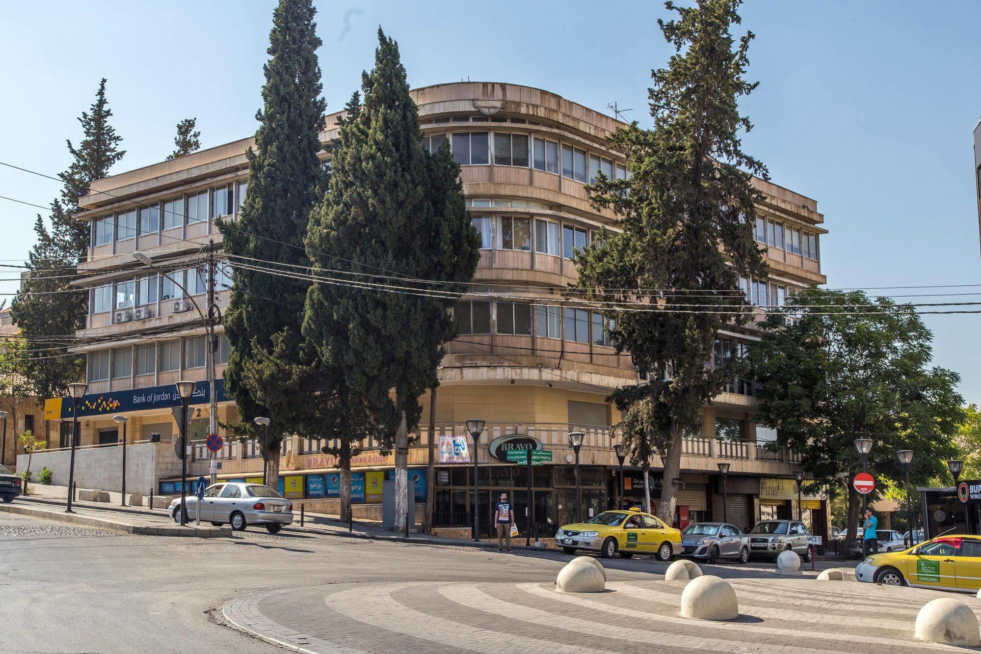 Antika Amman Hotel Luaran gambar